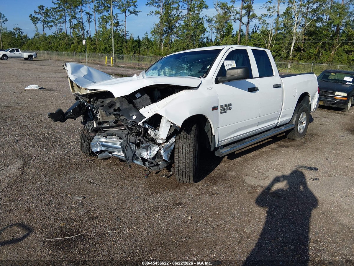 2019 RAM 1500 CLASSIC TRADESMAN 4X4 6'4 BOX — снимка 2