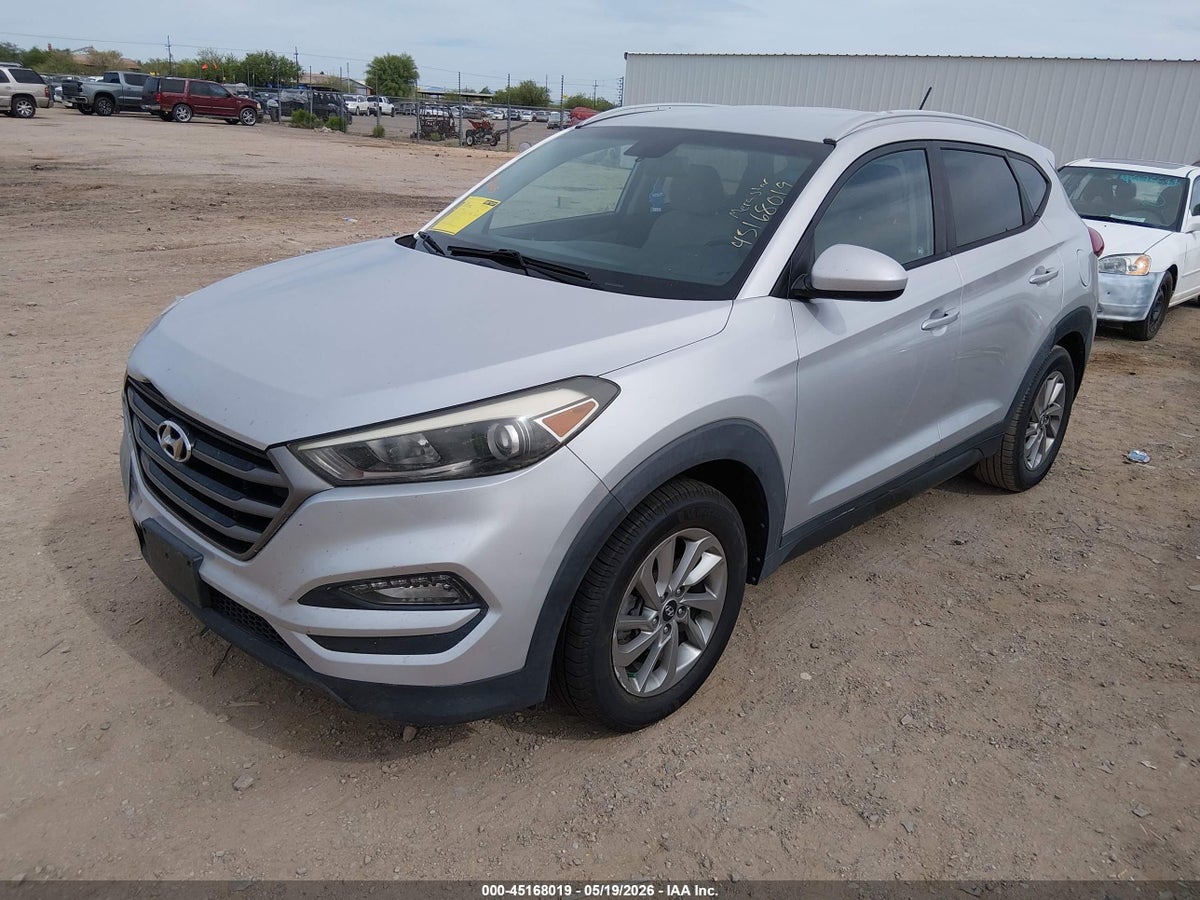 2016 HYUNDAI TUCSON SE — снимка 2