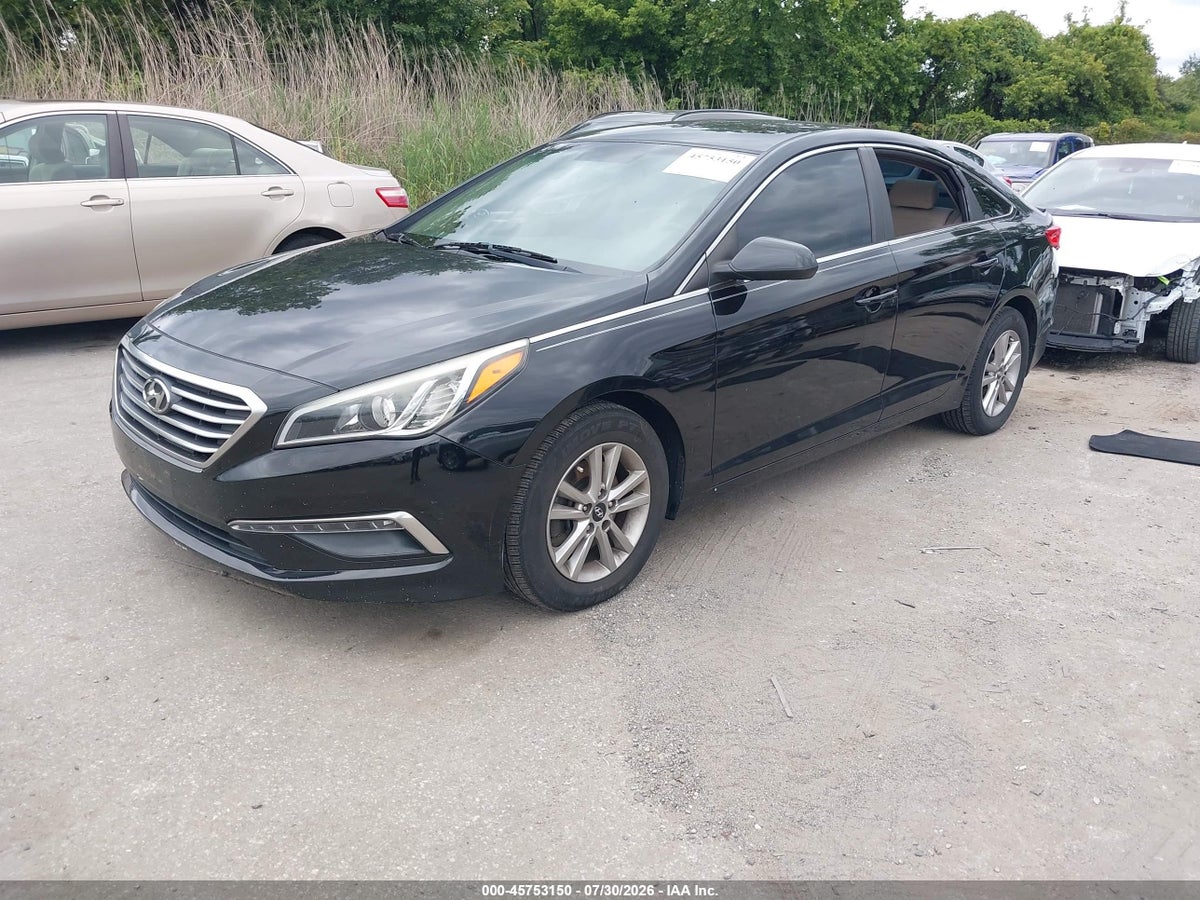 2015 HYUNDAI SONATA SE — снимка 2