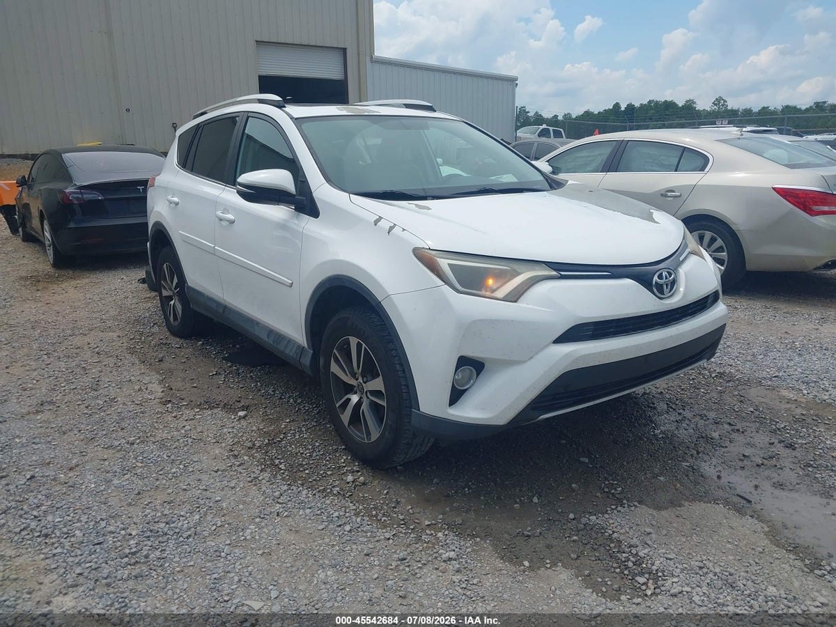 2016 TOYOTA RAV4 XLE