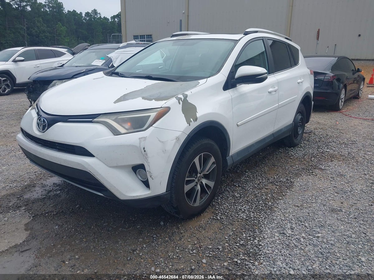 2016 TOYOTA RAV4 XLE — снимка 2