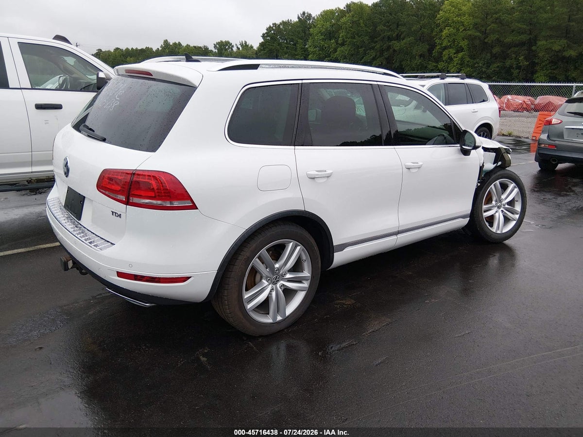 2014 VOLKSWAGEN TOUAREG TDI EXECUTIVE — снимка 4