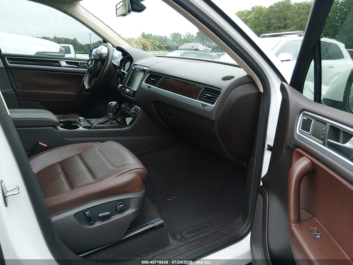 2014 VOLKSWAGEN TOUAREG TDI EXECUTIVE — снимка 5