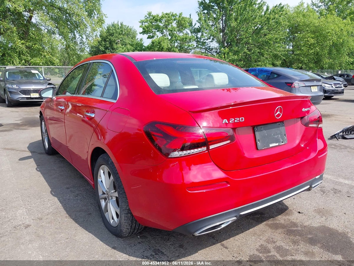 2019 MERCEDES-BENZ A 220 4MATIC — снимка 3