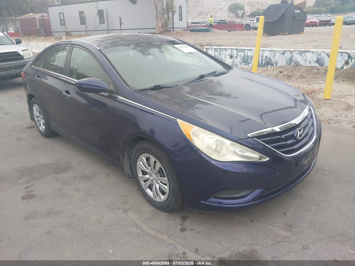 2013 HYUNDAI SONATA GLS
