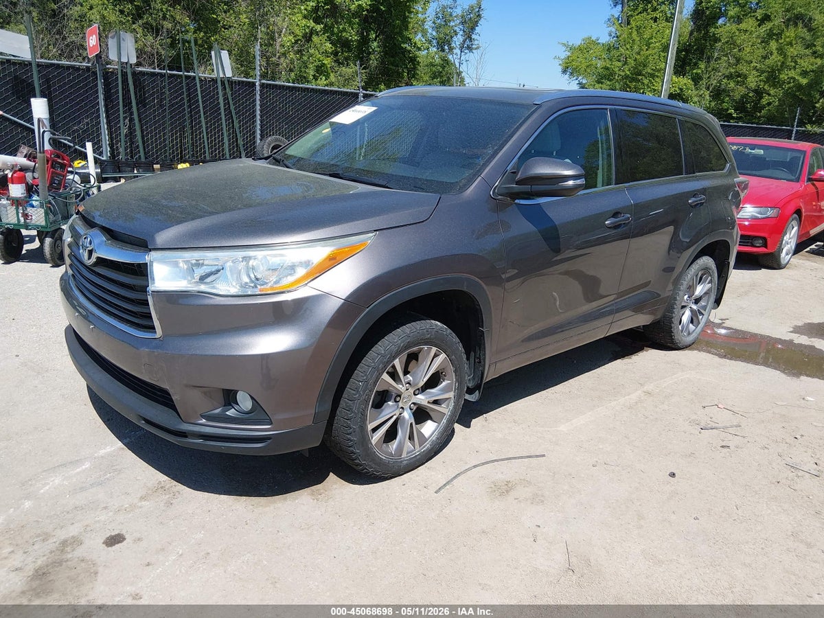 2014 TOYOTA HIGHLANDER XLE V6 — снимка 2