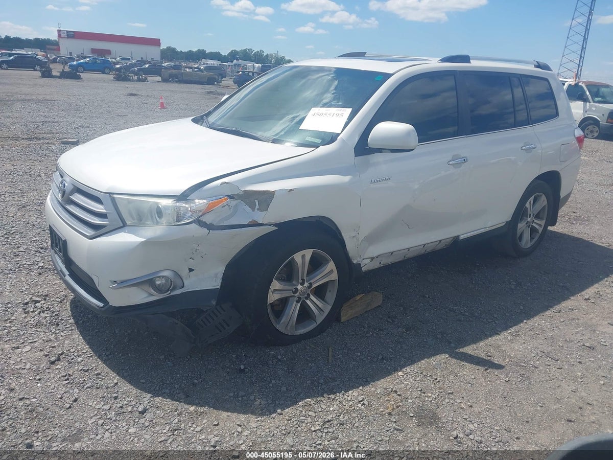 2013 TOYOTA HIGHLANDER LIMITED V6 — снимка 2