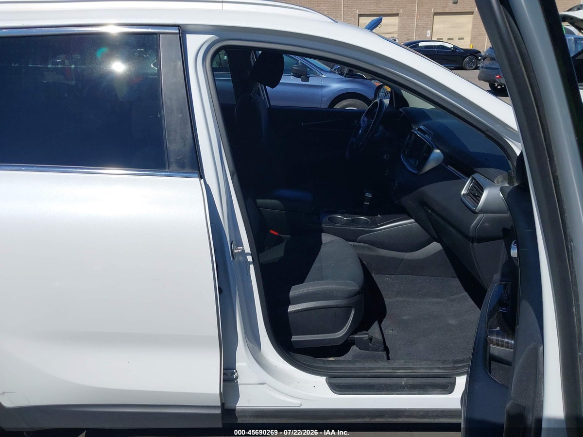 2019 KIA SORENTO 2.4L LX — снимка 5