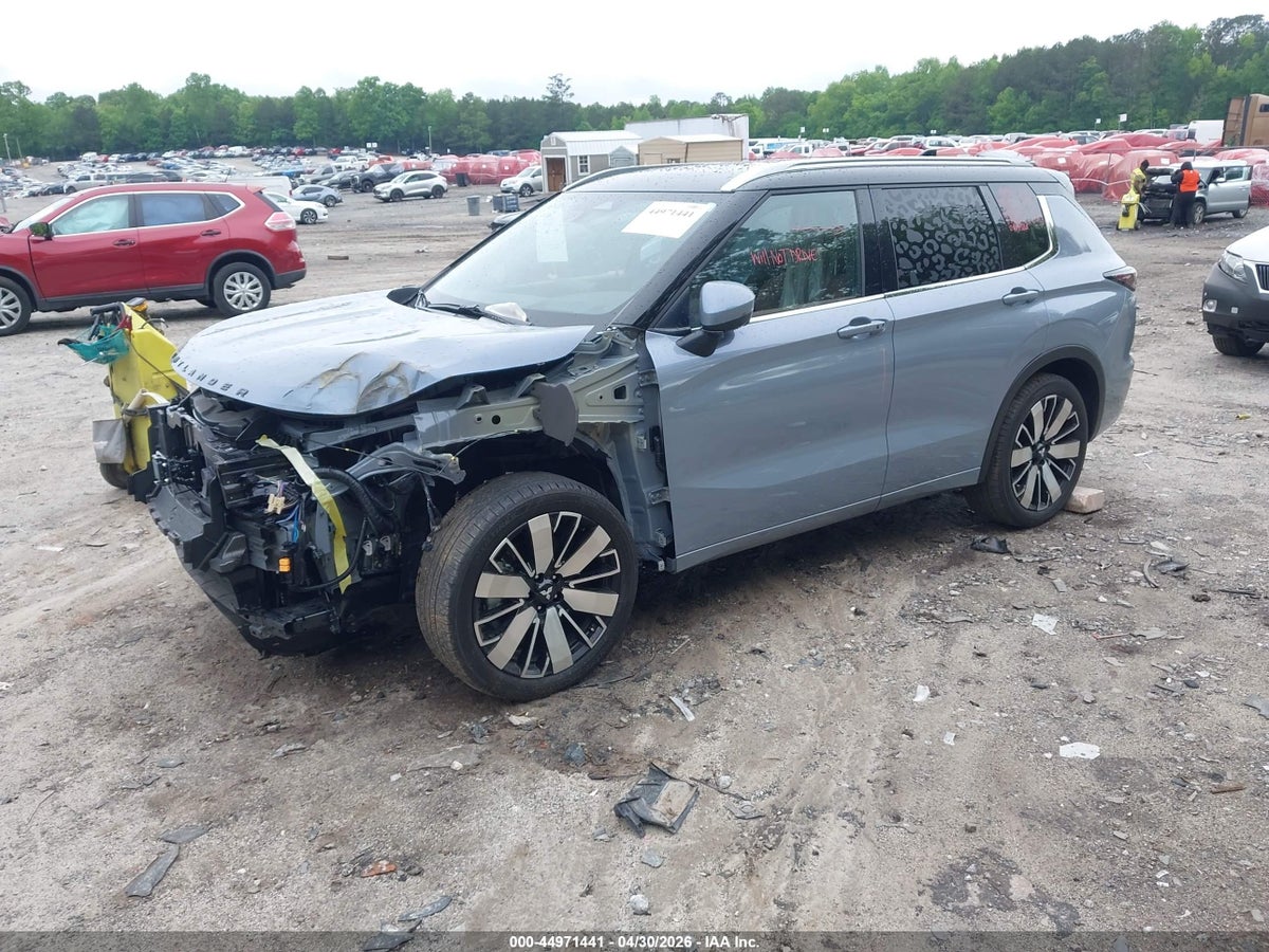 2025 MITSUBISHI OUTLANDER SEL 2.5 2WD — снимка 2
