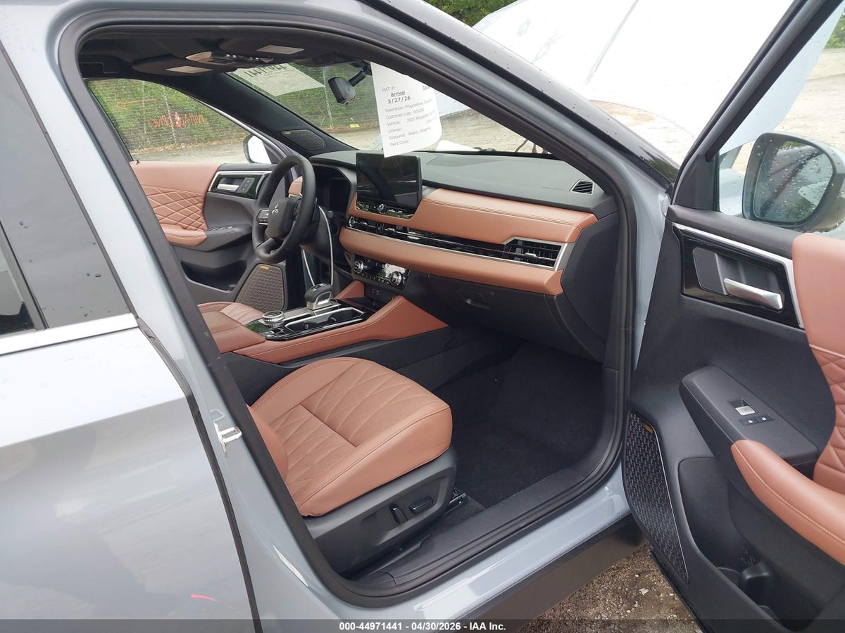 2025 MITSUBISHI OUTLANDER SEL 2.5 2WD — снимка 5