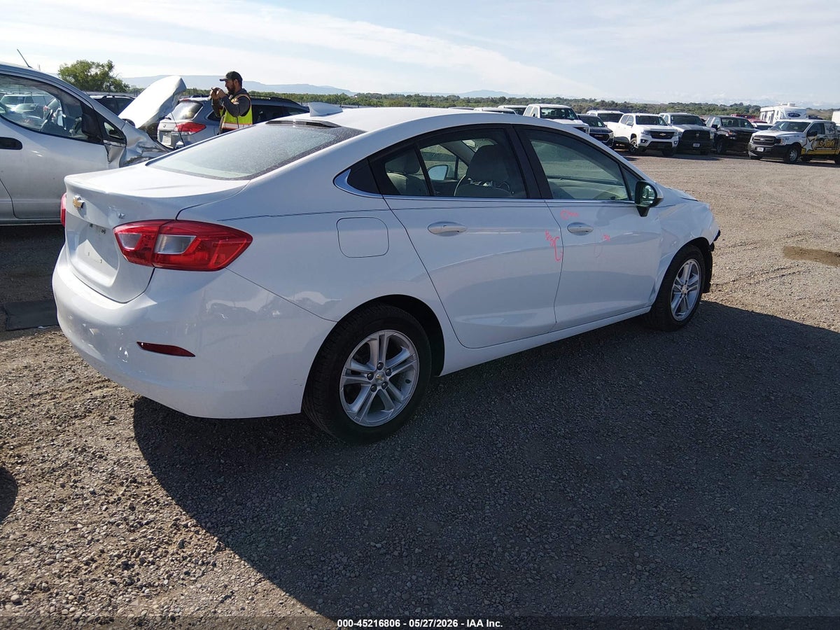 2017 CHEVROLET CRUZE LT AUTO — снимка 4