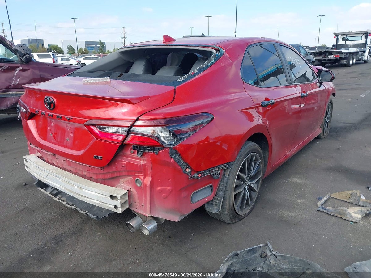 2021 TOYOTA CAMRY SE — снимка 4