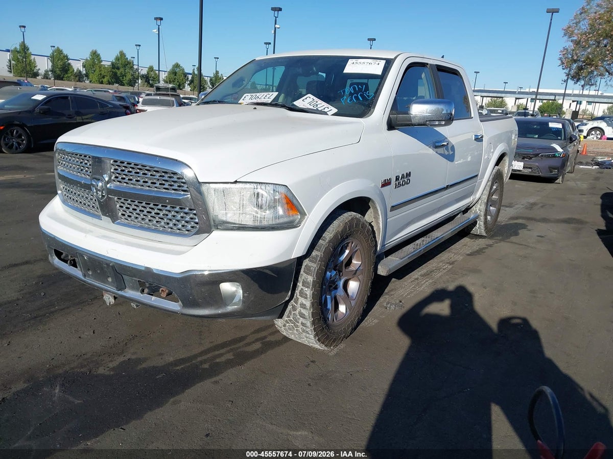 2015 RAM 1500 LARAMIE — снимка 2