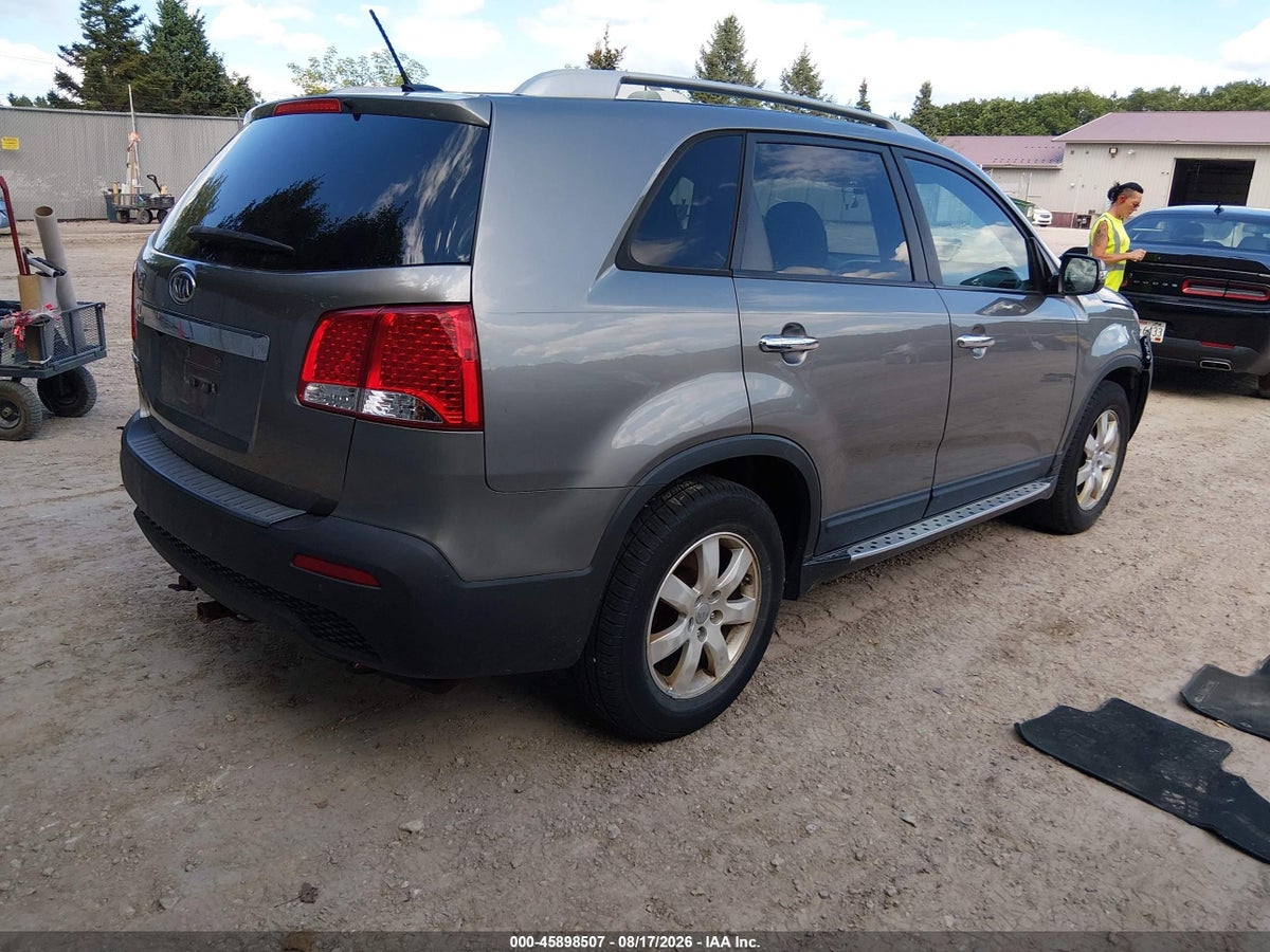 2013 KIA SORENTO LX — снимка 4