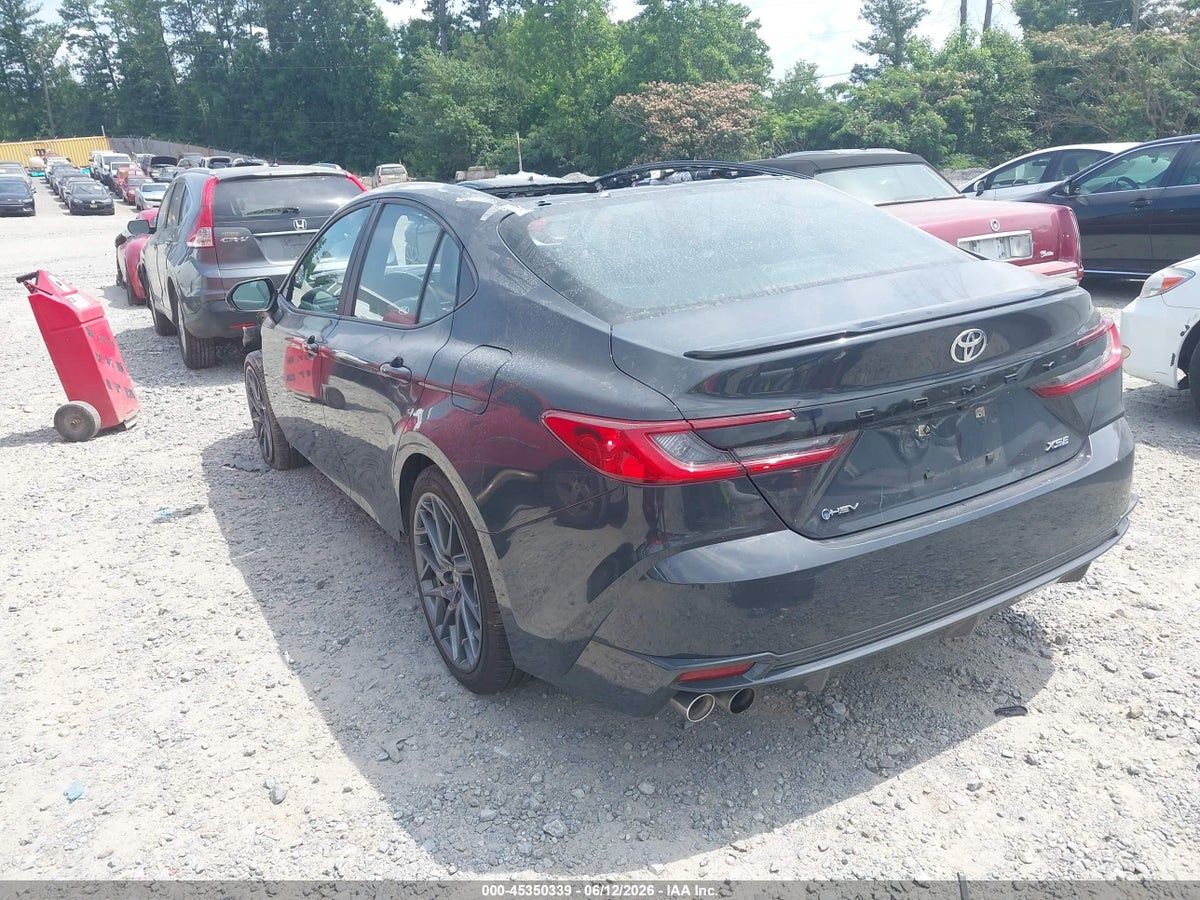 2025 TOYOTA CAMRY XSE — снимка 3