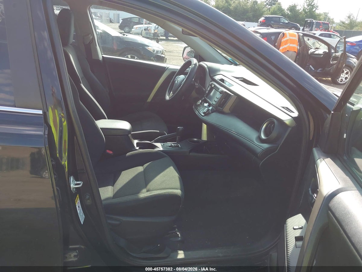 2014 TOYOTA RAV4 XLE — снимка 5