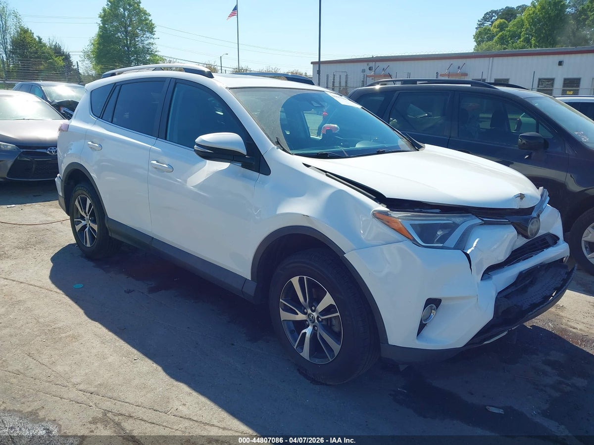 2017 TOYOTA RAV4 XLE