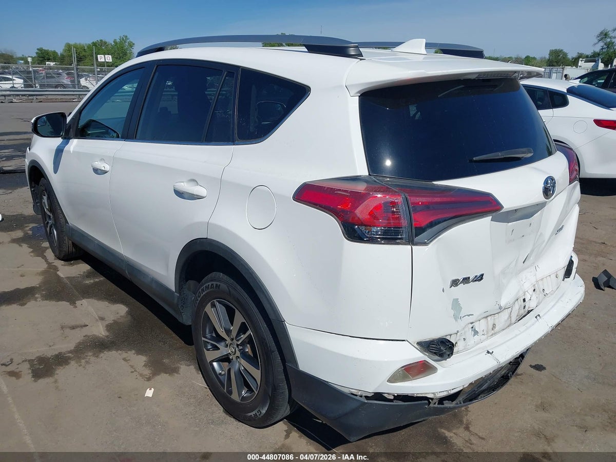 2017 TOYOTA RAV4 XLE — снимка 3