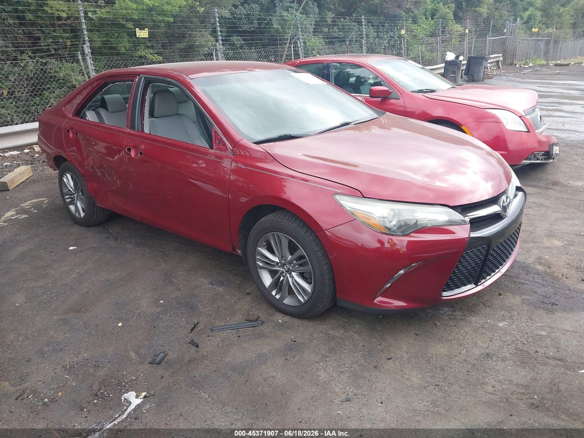 2017 TOYOTA CAMRY SE
