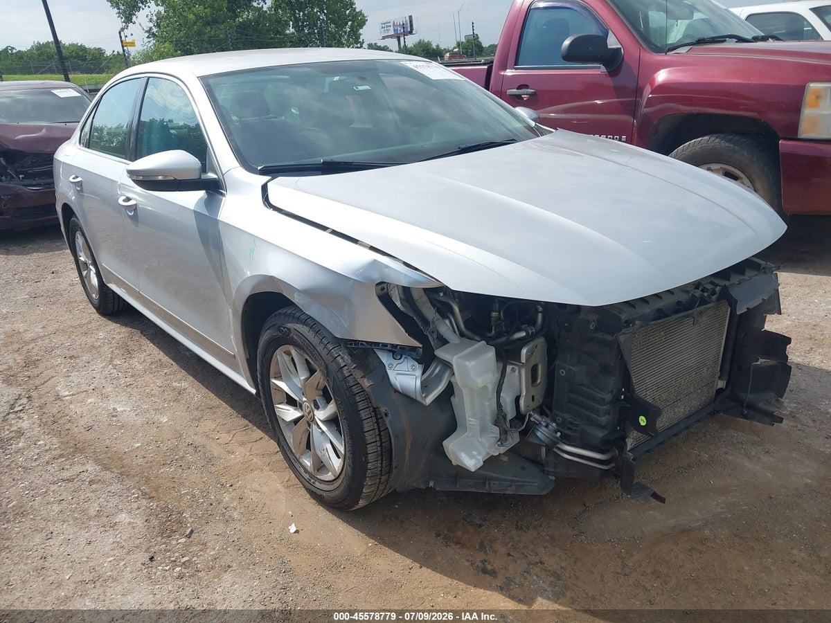 2016 VOLKSWAGEN PASSAT 1.8T S