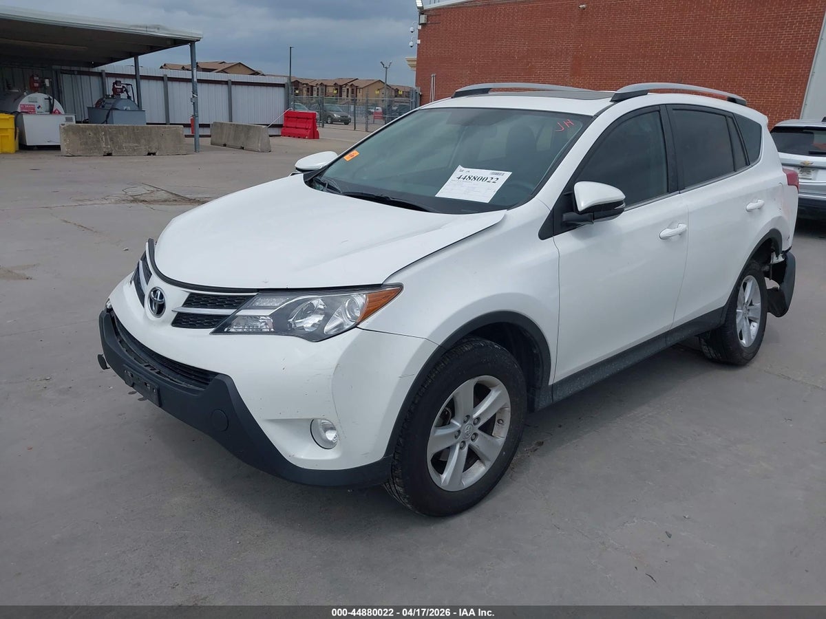 2013 TOYOTA RAV4 XLE — снимка 2