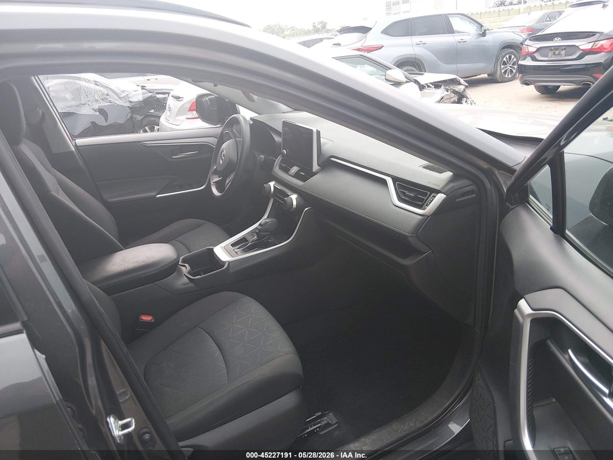 2023 TOYOTA RAV4 XLE — снимка 5