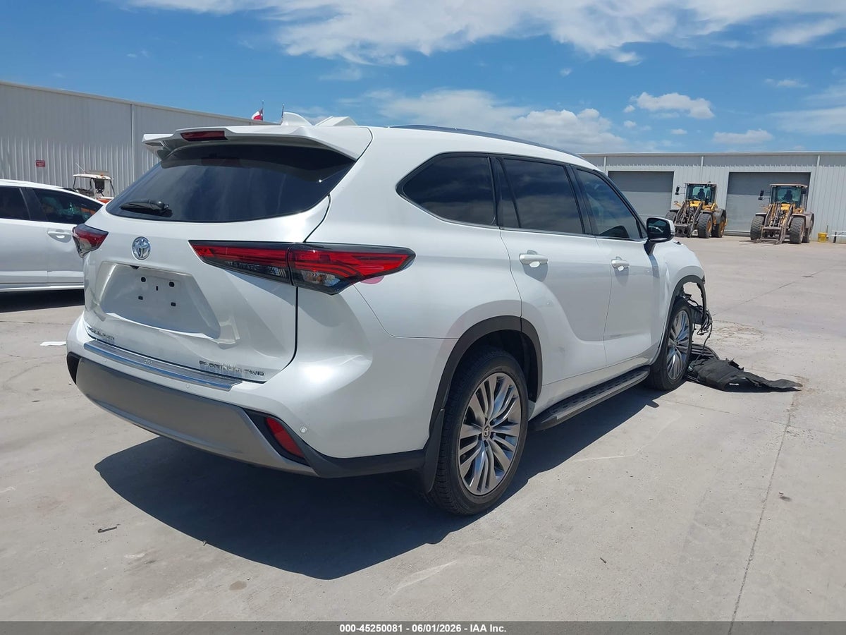 2022 TOYOTA HIGHLANDER PLATINUM — снимка 4
