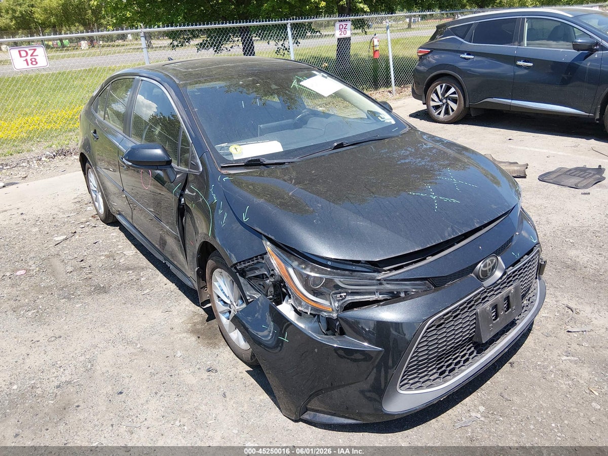 2020 TOYOTA COROLLA XLE