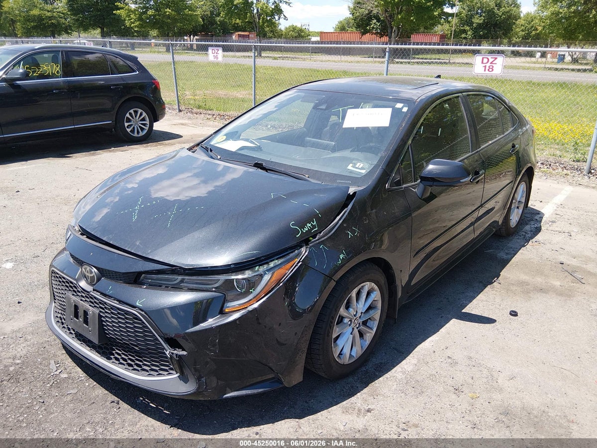 2020 TOYOTA COROLLA XLE — снимка 2