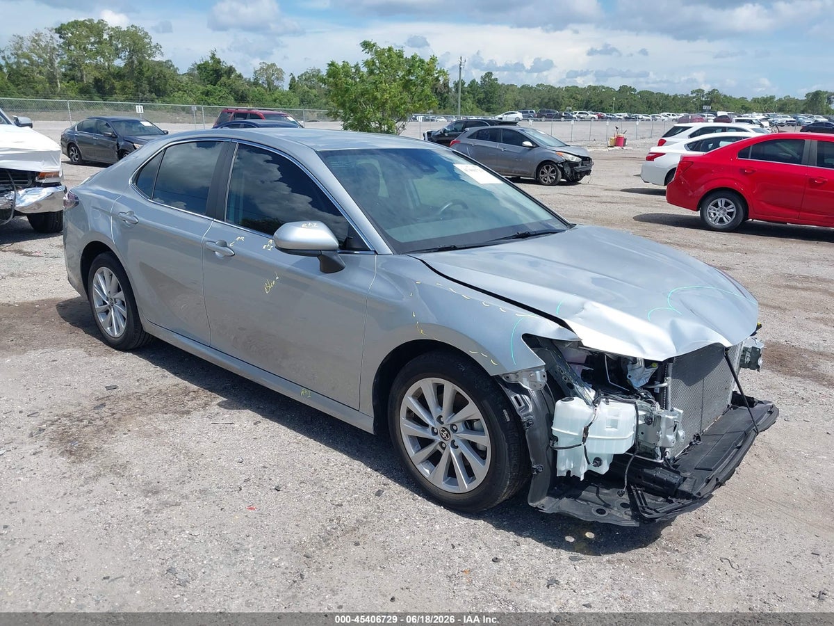 2022 TOYOTA CAMRY LE