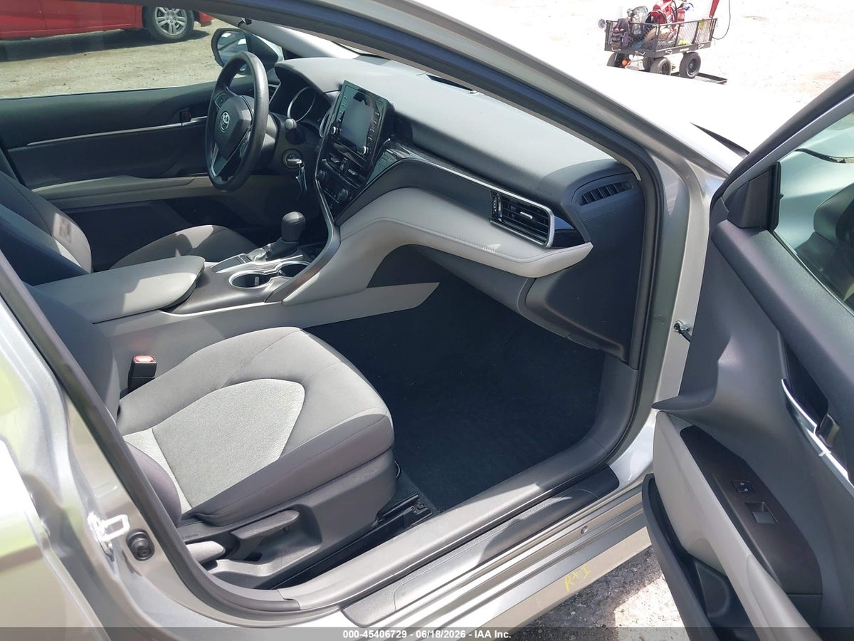 2022 TOYOTA CAMRY LE — снимка 5