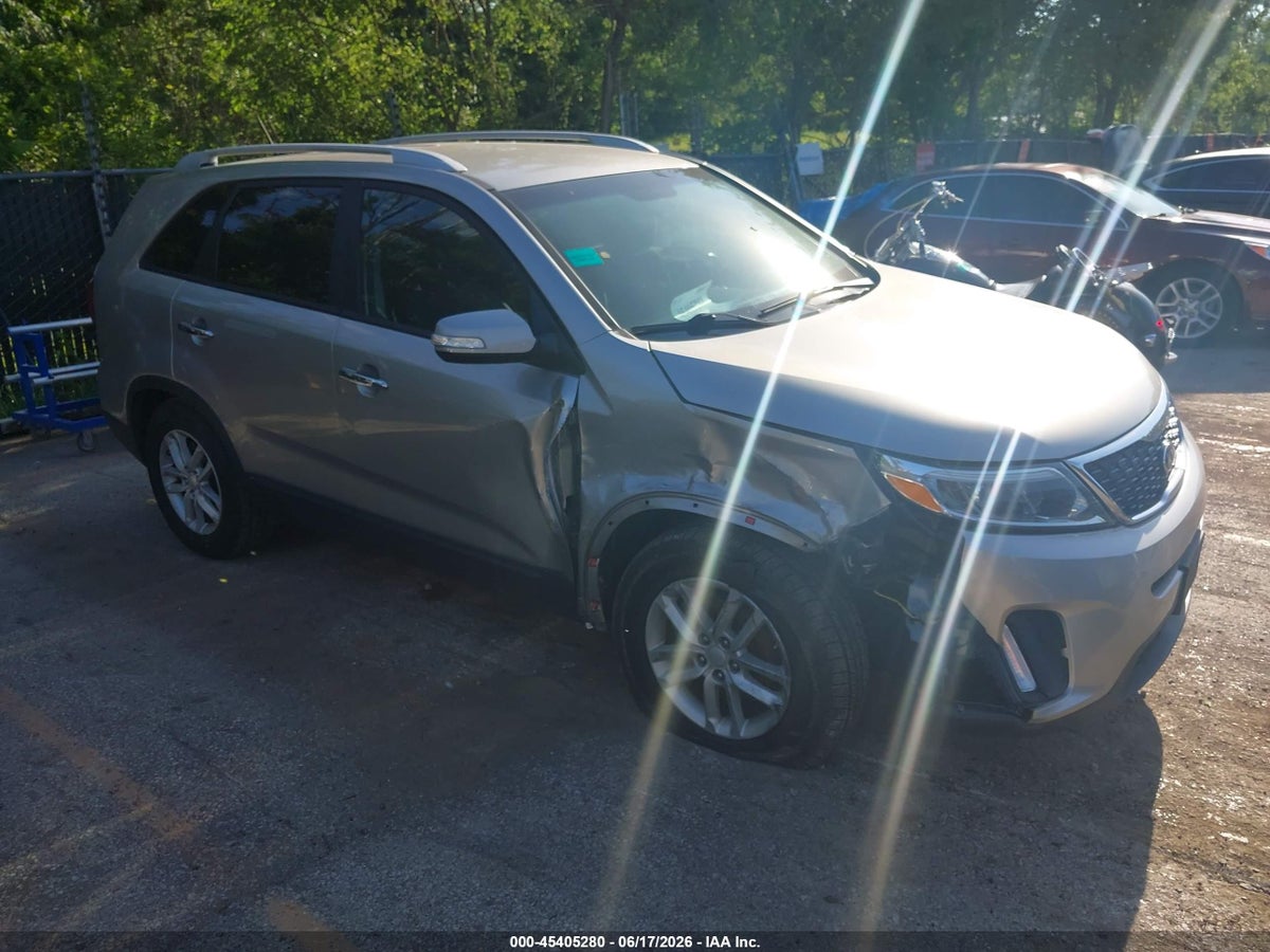 2014 KIA SORENTO LX