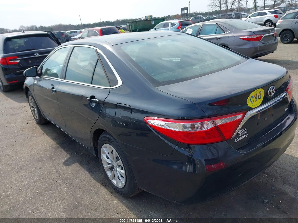 2015 TOYOTA CAMRY LE — снимка 3
