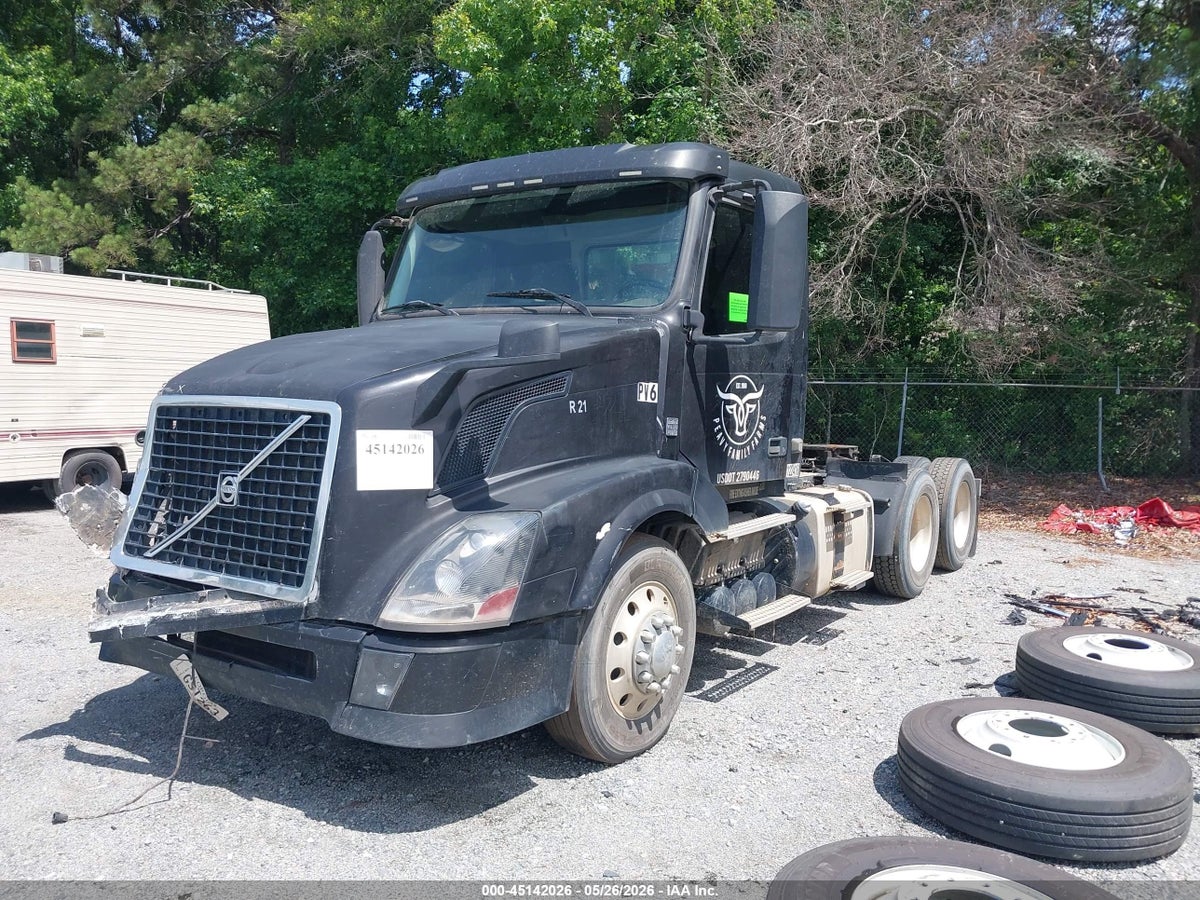 2014 VOLVO VN VNL — снимка 2