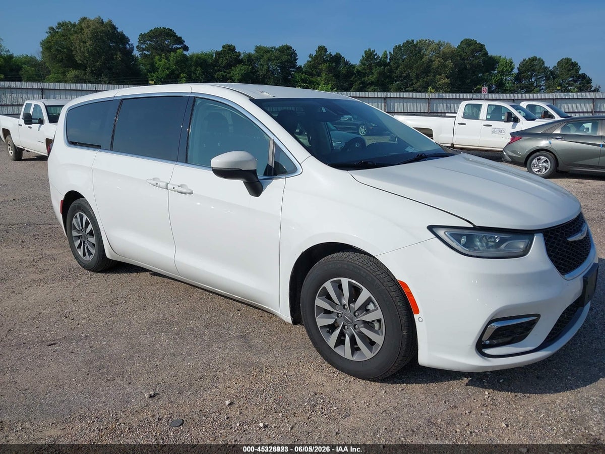 2023 CHRYSLER PACIFICA HYBRID TOURING L
