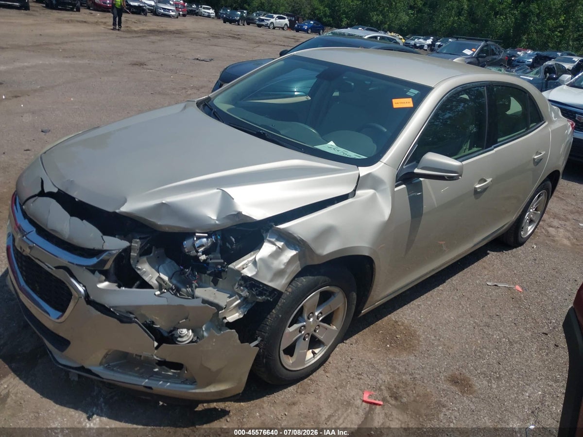 2015 CHEVROLET MALIBU 1LT — снимка 2