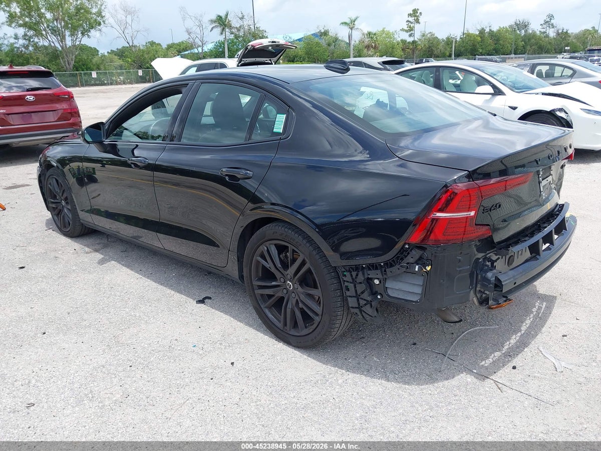 2024 VOLVO S60 B5 PLUS BLACK EDITION — снимка 3