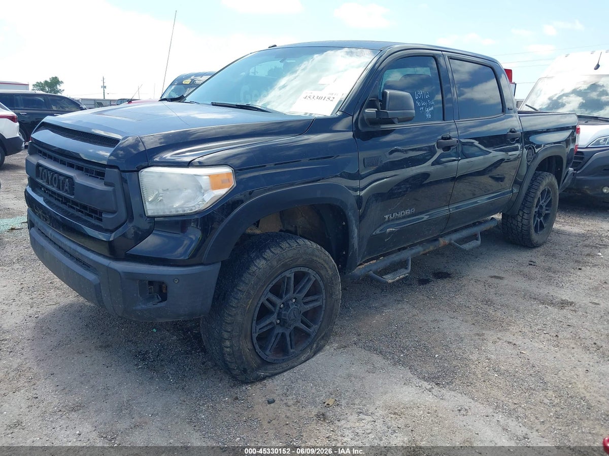 2017 TOYOTA TUNDRA SR5 5.7L V8 — снимка 2