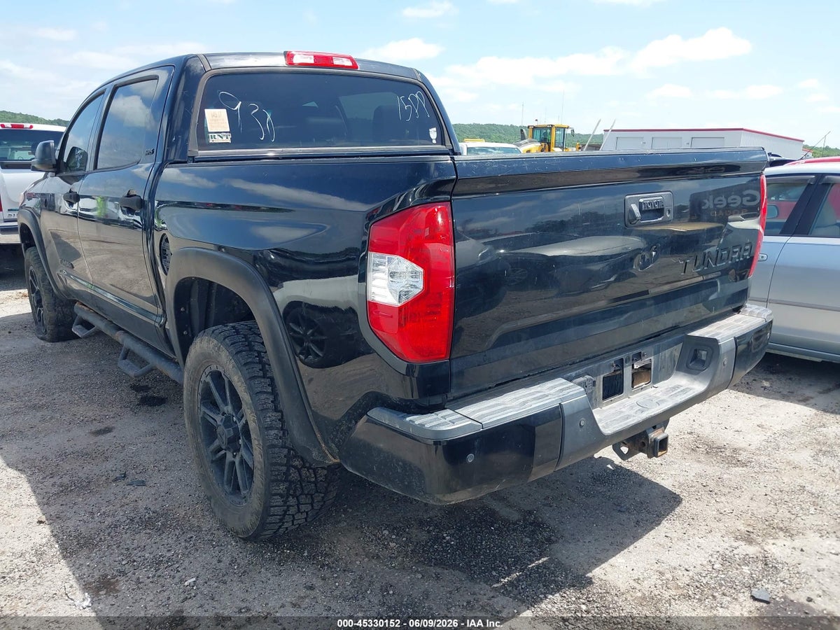 2017 TOYOTA TUNDRA SR5 5.7L V8 — снимка 3