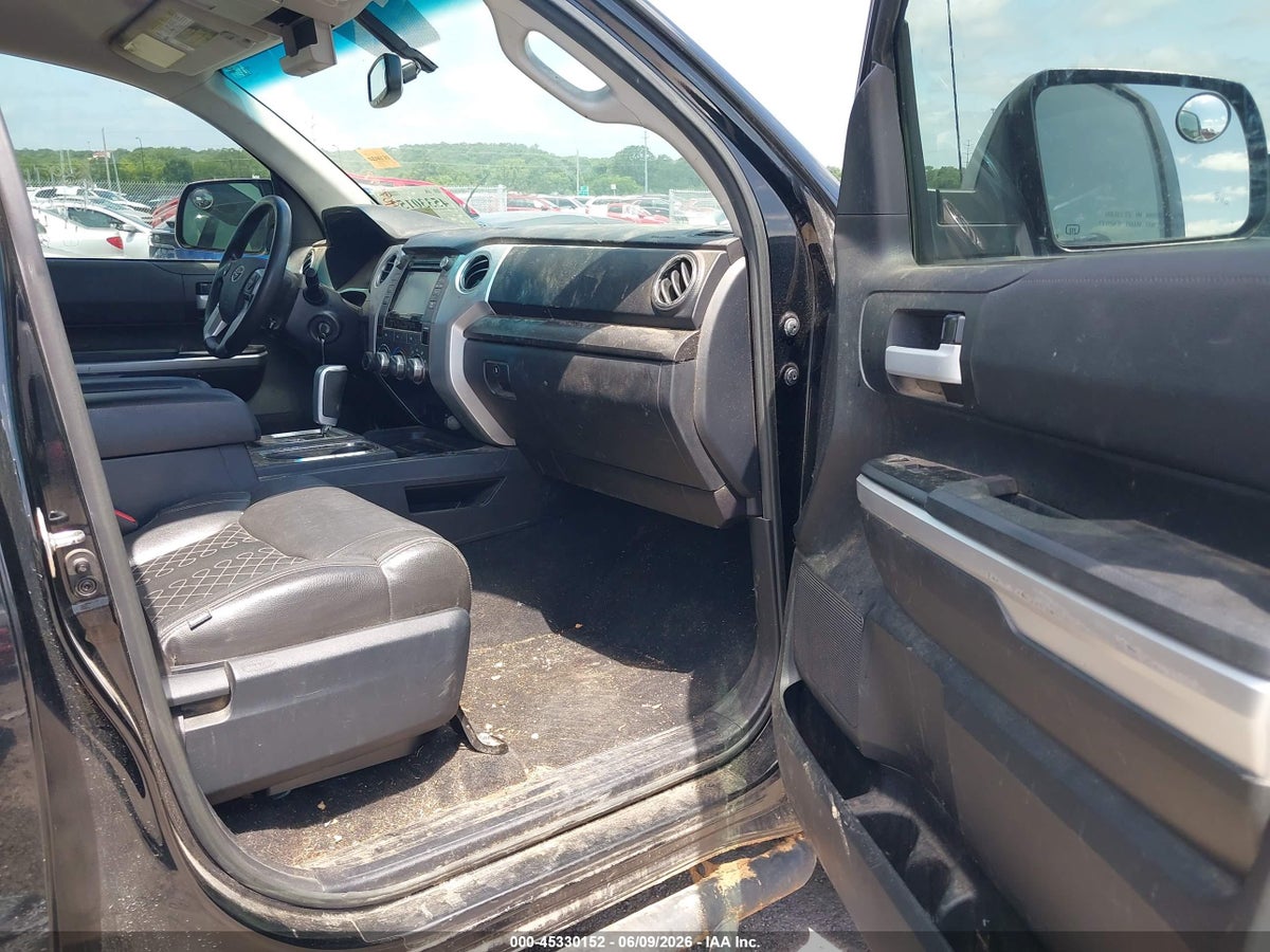 2017 TOYOTA TUNDRA SR5 5.7L V8 — снимка 5