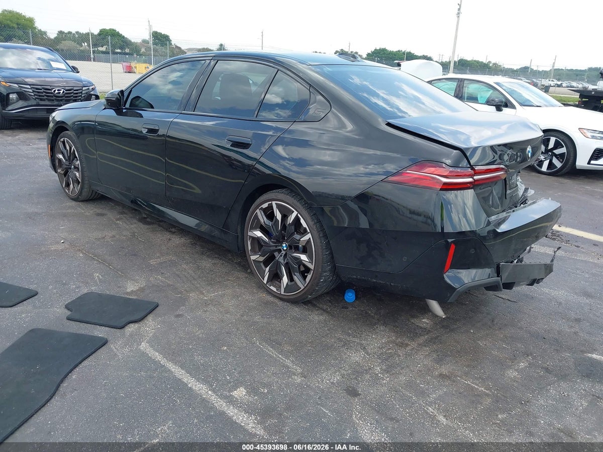 2024 BMW 530I — снимка 3