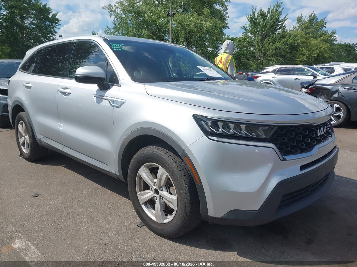 2022 KIA SORENTO LX