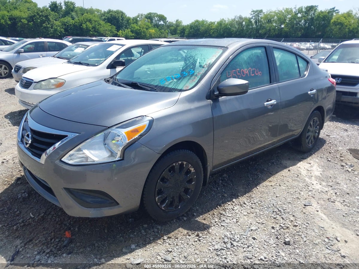 2019 NISSAN VERSA 1.6 SV — снимка 2