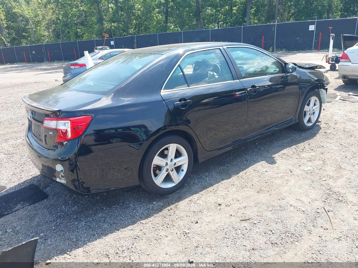 2014 TOYOTA CAMRY SE — снимка 4
