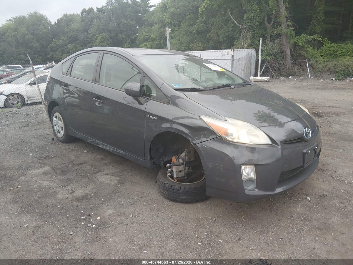 2010 TOYOTA PRIUS III