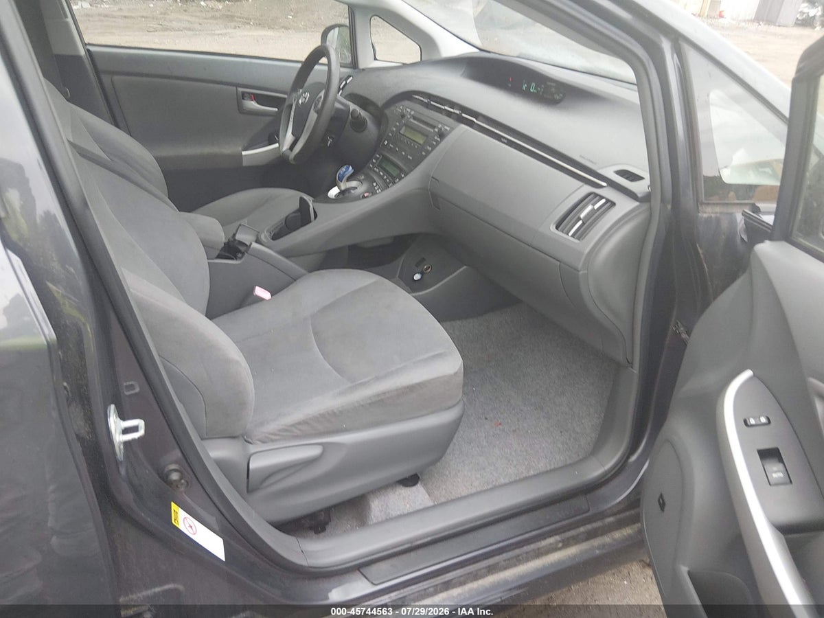 2010 TOYOTA PRIUS III — снимка 5