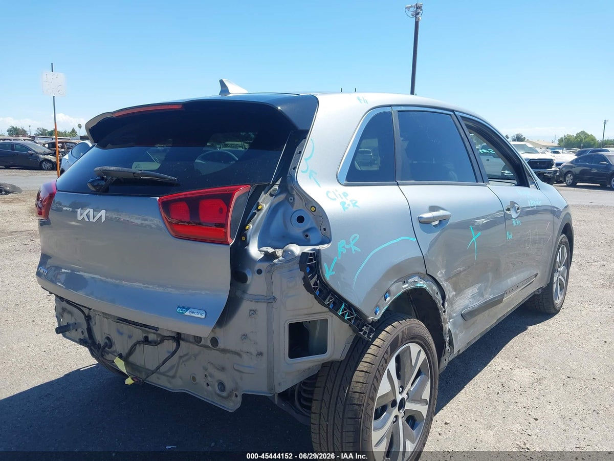 2022 KIA NIRO EV S — снимка 4