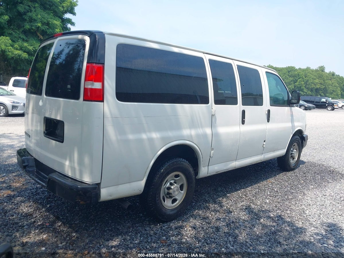 2019 CHEVROLET EXPRESS 2500 LS — снимка 4