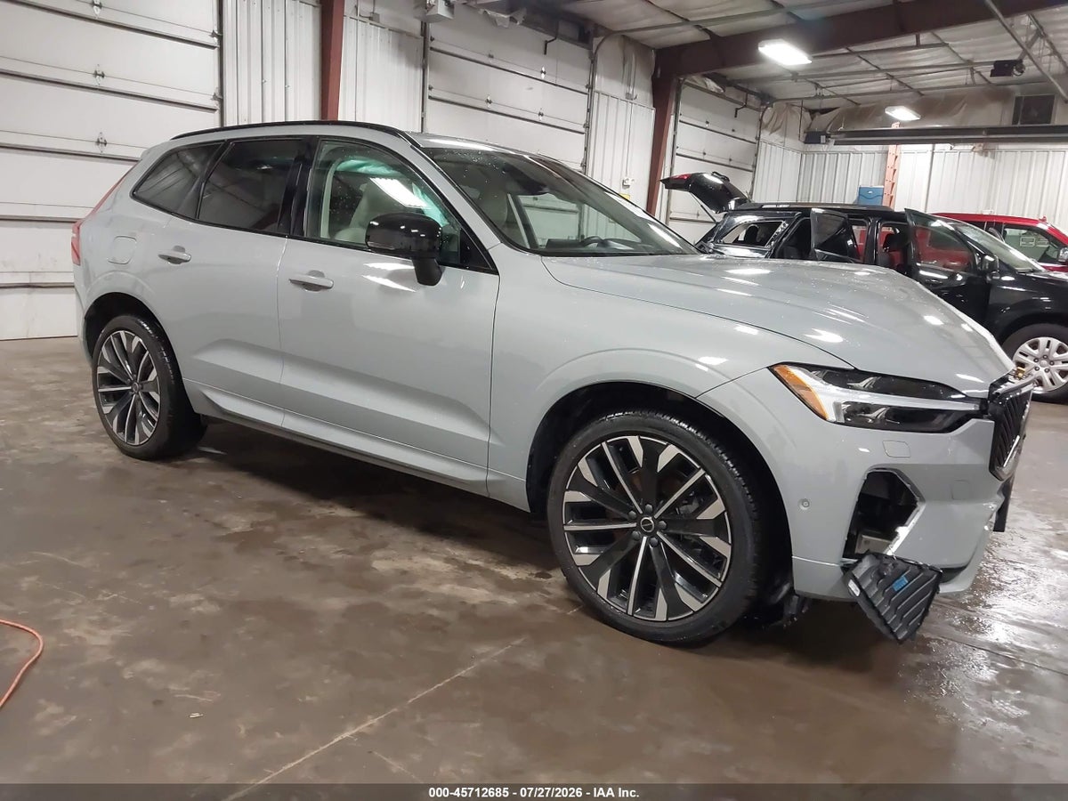 2026 VOLVO XC60 B5 ULTRA