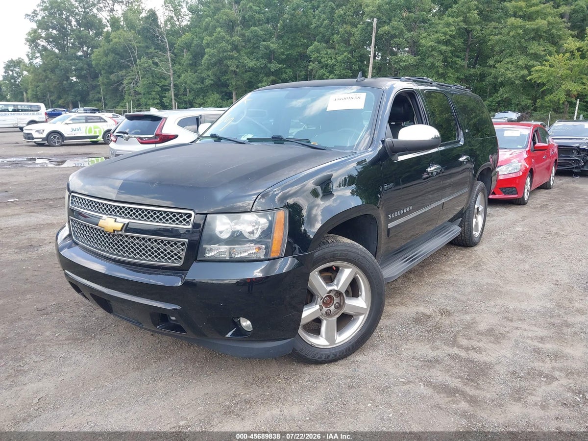 2014 CHEVROLET SUBURBAN LTZ — снимка 2